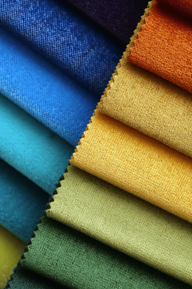 Échantillons de tissus colorés pour confection sur mesure